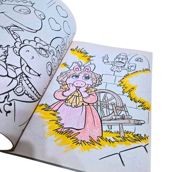 Jim Henson's 1999 MUPPETS GREAT BIG Coloring Book, And Muppets on wheels - Picture 5 of 7